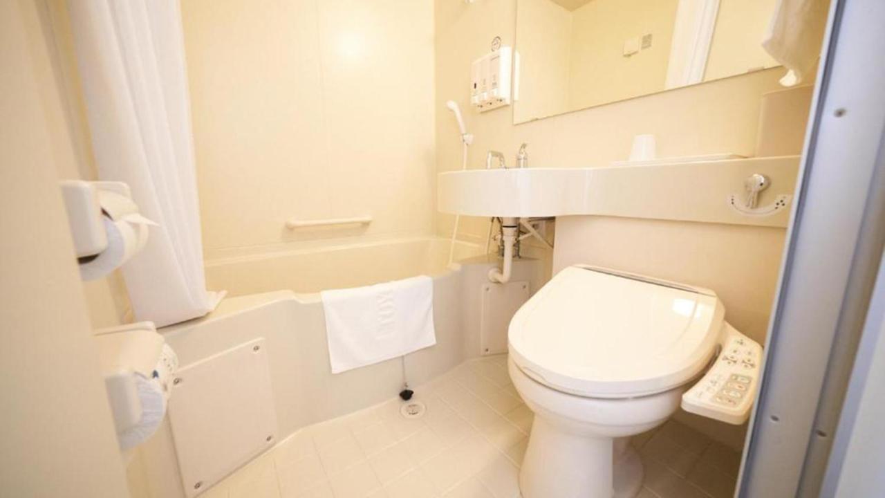 Toyoko Inn Nagoya Kanayama Exteriör bild