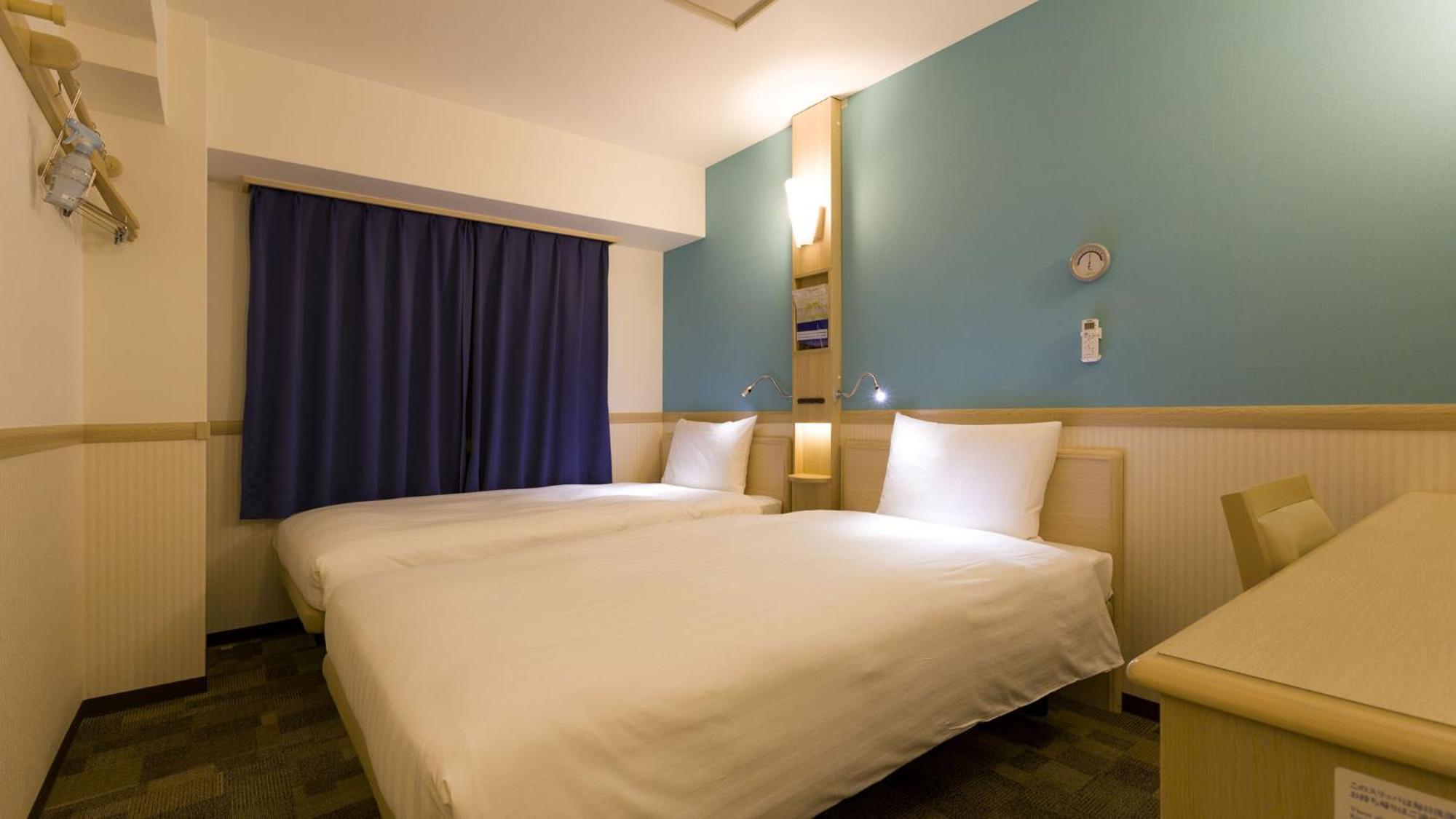 Toyoko Inn Nagoya Kanayama Rum bild